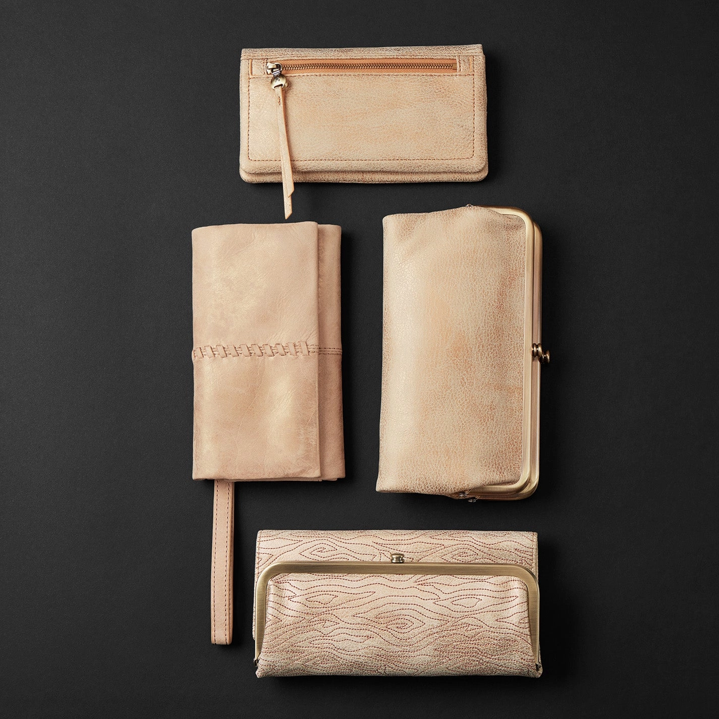 Lumen Continental Wallet In Metallic Leather - Gold Leaf