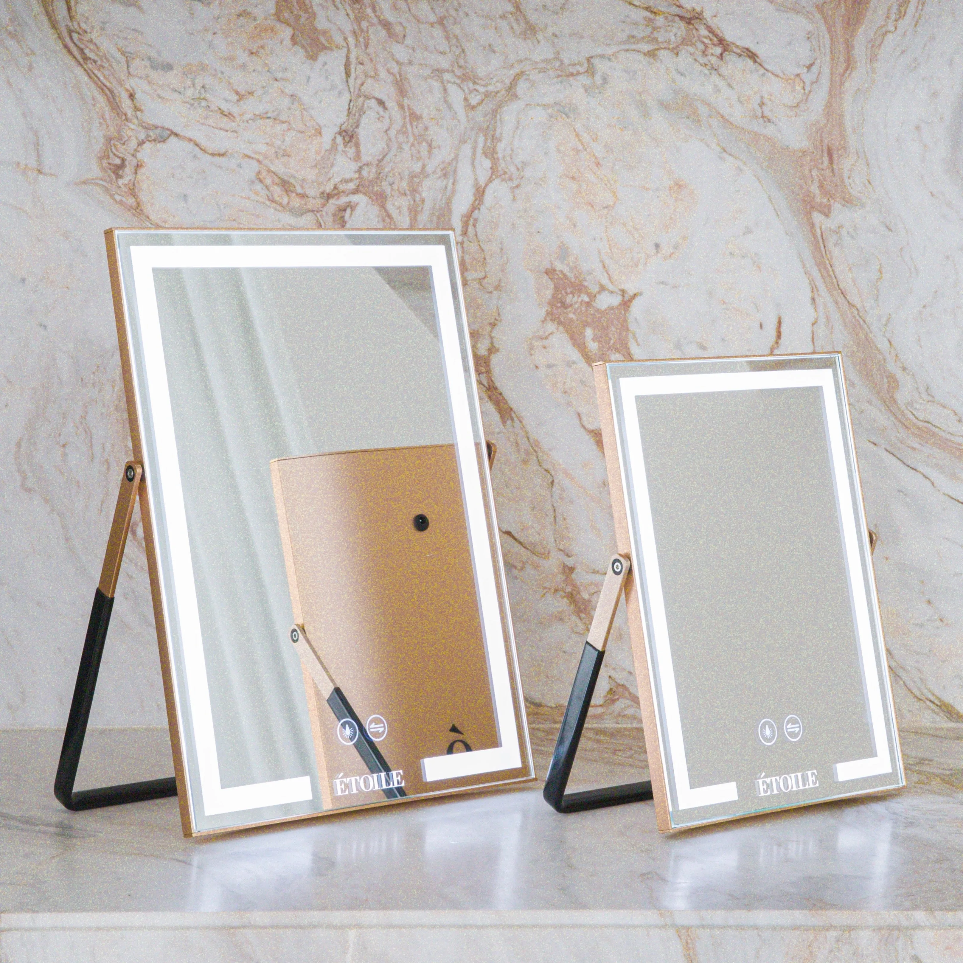 Medium GLWTRTTR® Portable Mirror