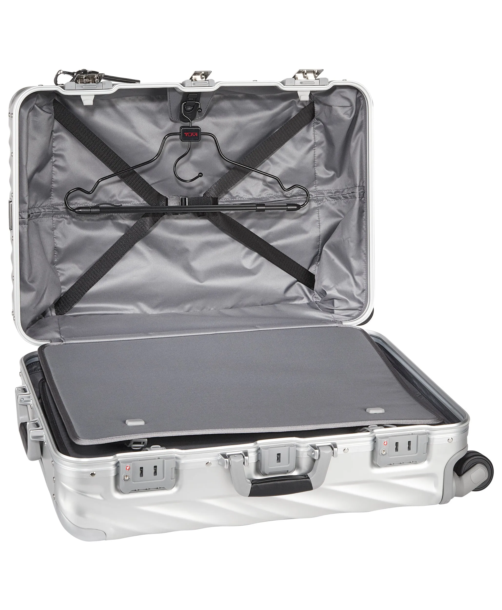 TUMI 19 Degree Aluminum Short Trip Packing