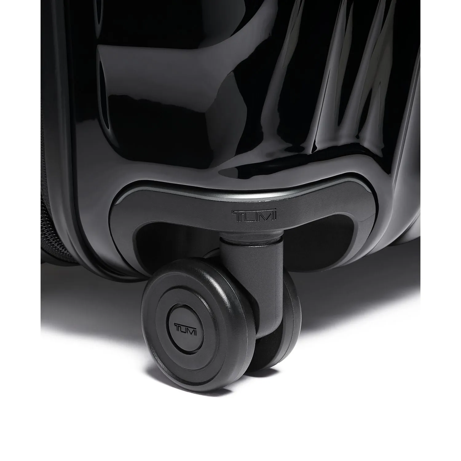 Tumi 19 Degree Extended Trip Expandable 4-Wheel Packing Case